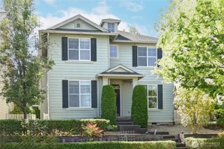 18947 NE 68th Street, Redmond, WA 98052