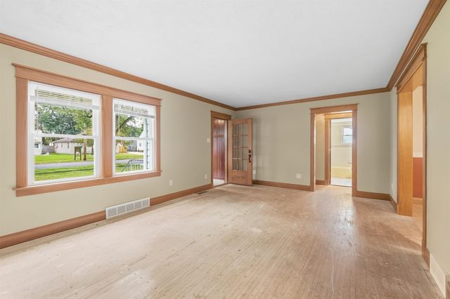 1756 E Beardsley Avenue, Elkhart, IN 46514