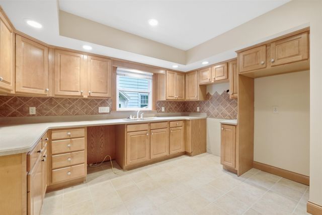 1756 E Beardsley Avenue, Elkhart, IN 46514