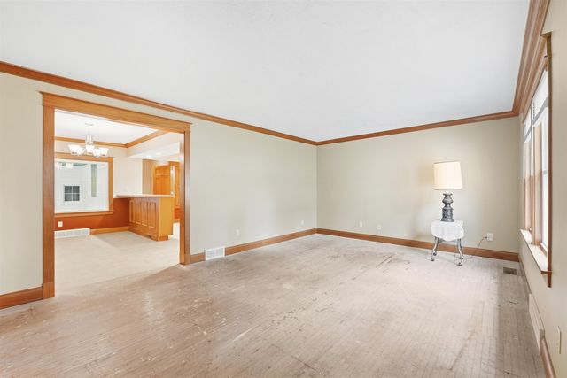 1756 E Beardsley Avenue, Elkhart, IN 46514