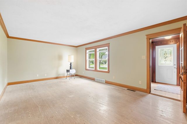 1756 E Beardsley Avenue, Elkhart, IN 46514