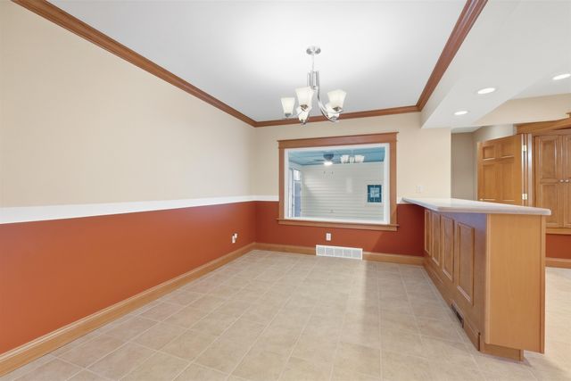 1756 E Beardsley Avenue, Elkhart, IN 46514