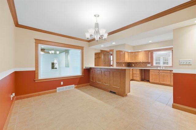 1756 E Beardsley Avenue, Elkhart, IN 46514