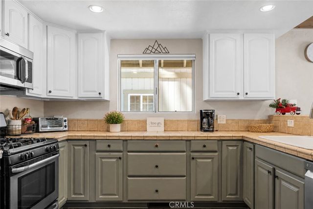 41656 Mcwhinney, Big Bear Lake, CA 92315