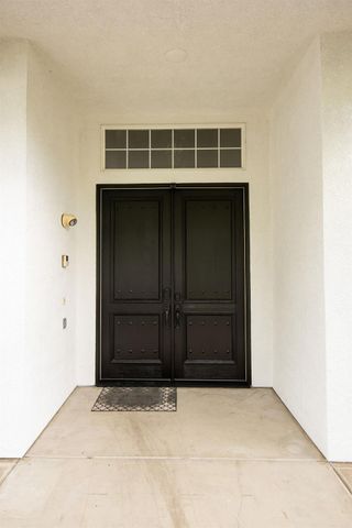 3200 Brookstone Dr, Turlock, CA 95382