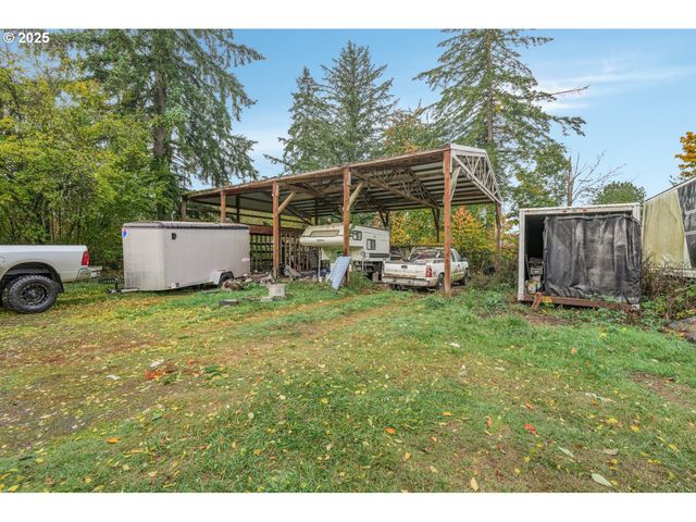 19807 S HIGHWAY 211, Colton, OR 97017