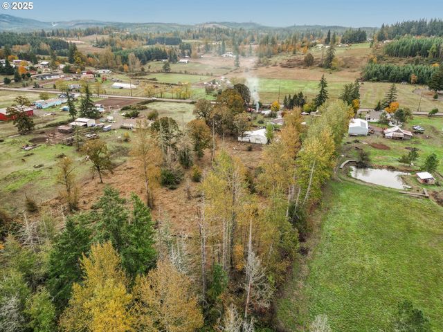 19807 S HIGHWAY 211, Colton, OR 97017