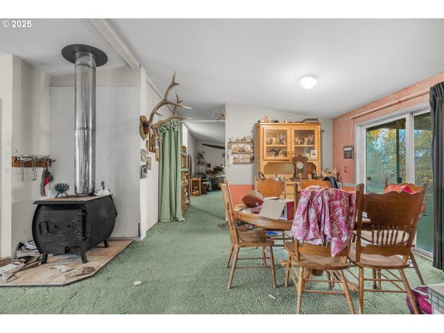 19807 S HIGHWAY 211, Colton, OR 97017