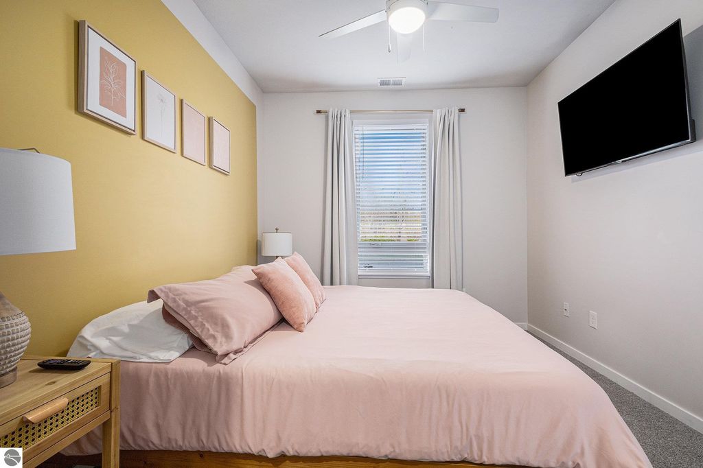 Image 14 of property listing at 630 S Garfield Avenue # 108, Traverse City, MI 49686