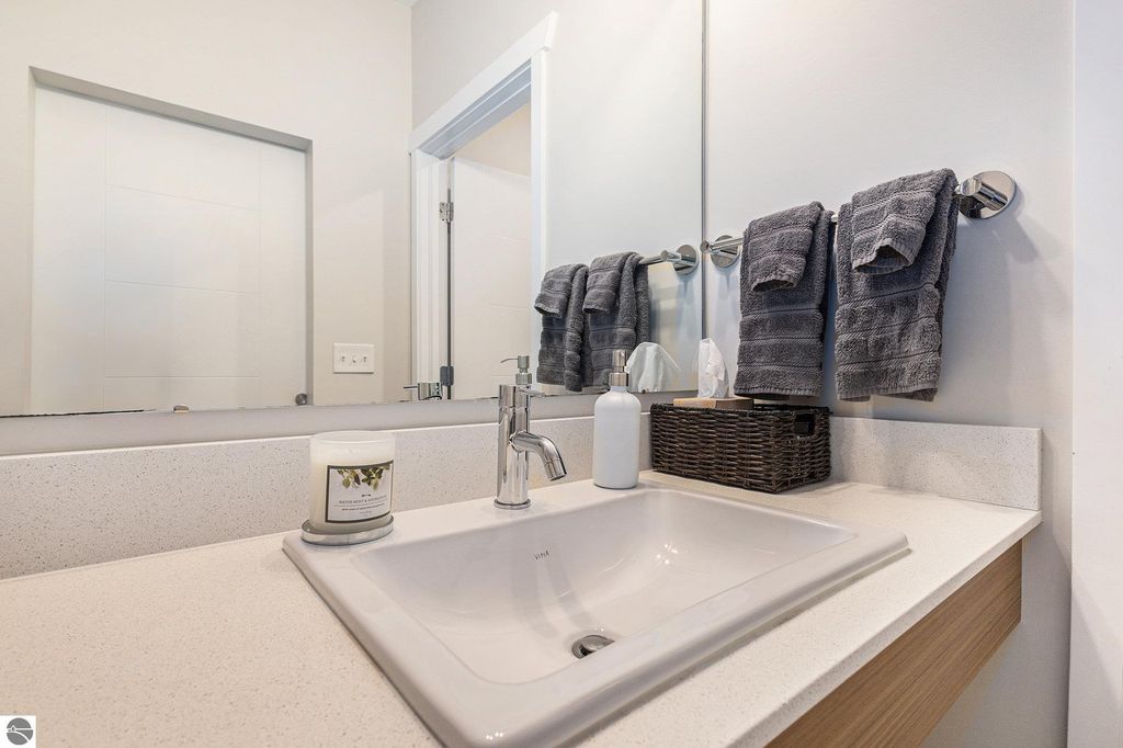 Image 19 of property listing at 630 S Garfield Avenue # 108, Traverse City, MI 49686