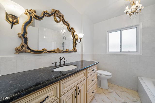 450 Sycamore Avenue, Glendora, CA 91741