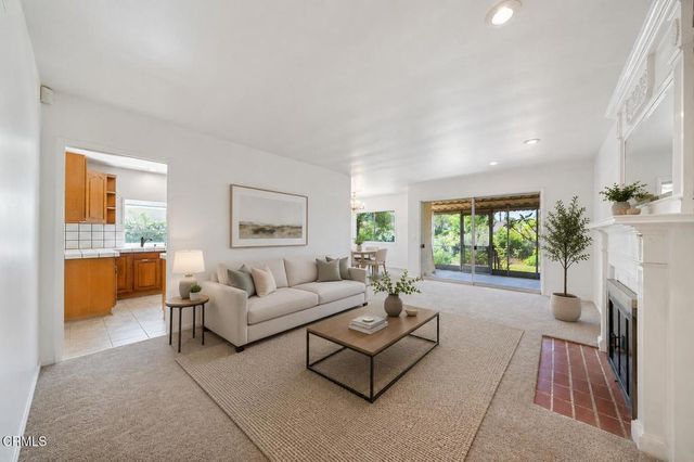 450 Sycamore Avenue, Glendora, CA 91741