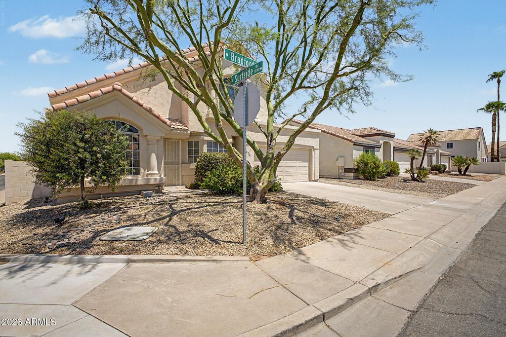 822 W BRADFORD Drive, Gilbert, AZ 85233 — photo 2