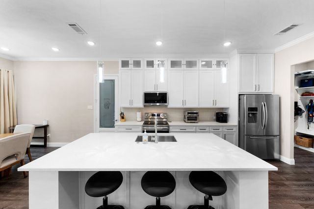 1501 Oneal Street, Commerce, TX 75428