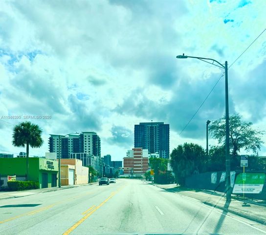 831 NW 1st Ave 4, Fort Lauderdale, FL 33311