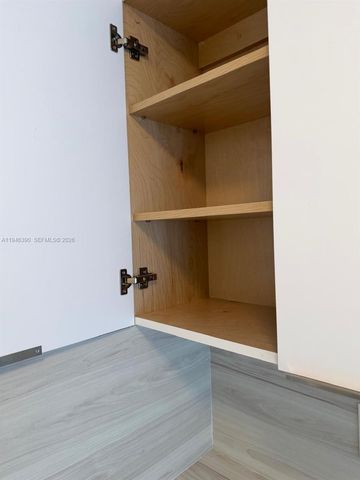 831 NW 1st Ave 4, Fort Lauderdale, FL 33311