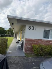 831 NW 1st Ave 4, Fort Lauderdale, FL 33311