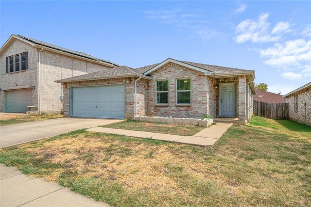 8421 Cotton Valley Lane, Arlington, TX 76002