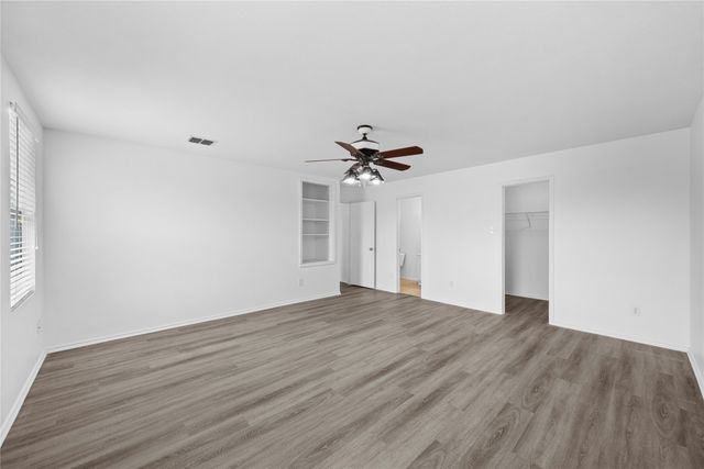 8421 Cotton Valley Lane, Arlington, TX 76002