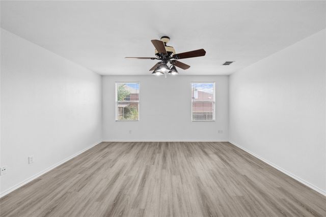 8421 Cotton Valley Lane, Arlington, TX 76002