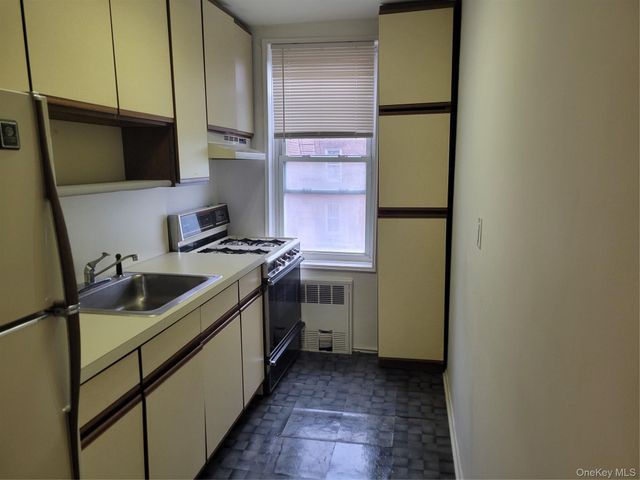 245 Rumsey Road 7B, Yonkers, NY 10701