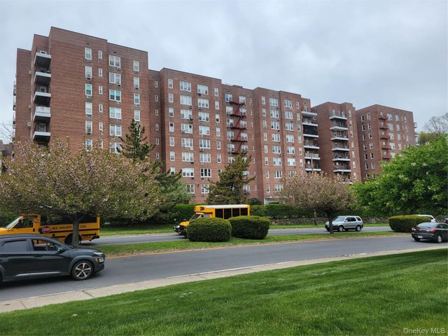 245 Rumsey Road 7B, Yonkers, NY 10701