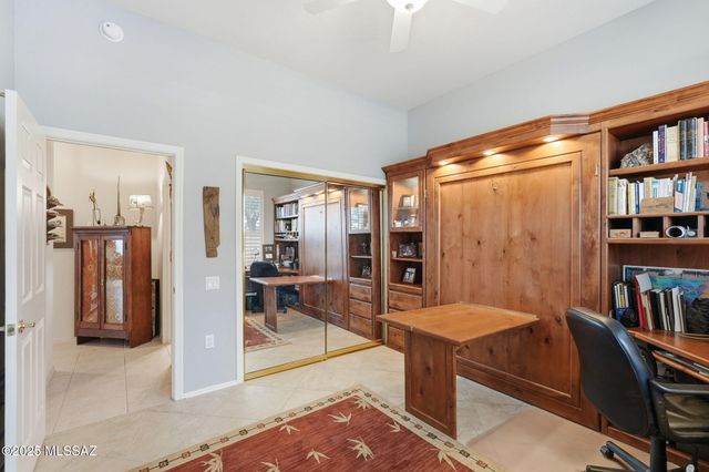 4717 S Fairfax Drive, Green Valley, AZ 85622