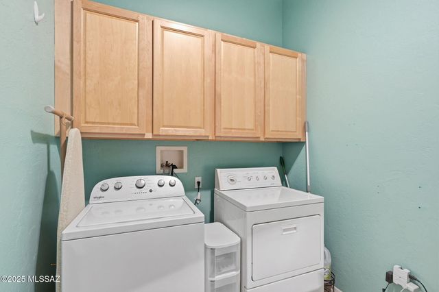 4717 S Fairfax Drive, Green Valley, AZ 85622