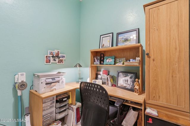 4717 S Fairfax Drive, Green Valley, AZ 85622