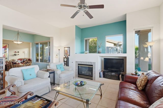 4717 S Fairfax Drive, Green Valley, AZ 85622