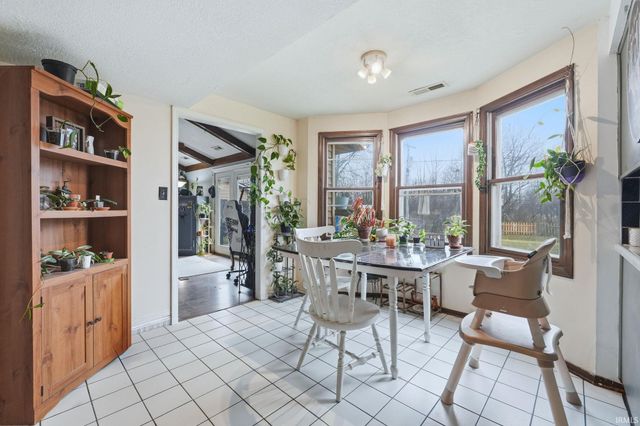 1416 Lofton Way, Fort Wayne, IN 46815