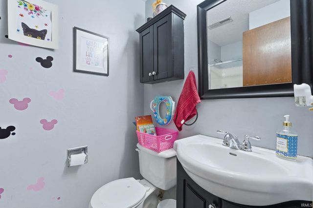 1416 Lofton Way, Fort Wayne, IN 46815