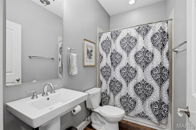 6451 Clayton Road 208, Clayton, MO 63117
