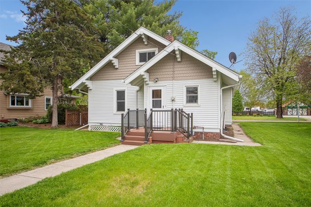 216 SW Logan Street, Ankeny, IA 50023