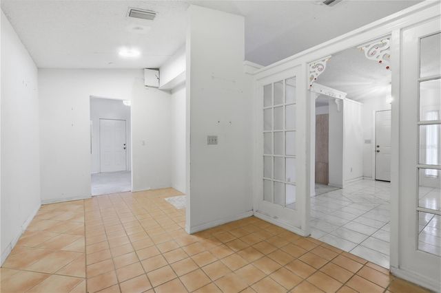 650 E VOORHIS AVENUE, Deland, FL 32724