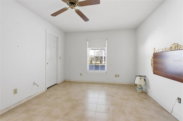 650 E VOORHIS AVENUE, Deland, FL 32724