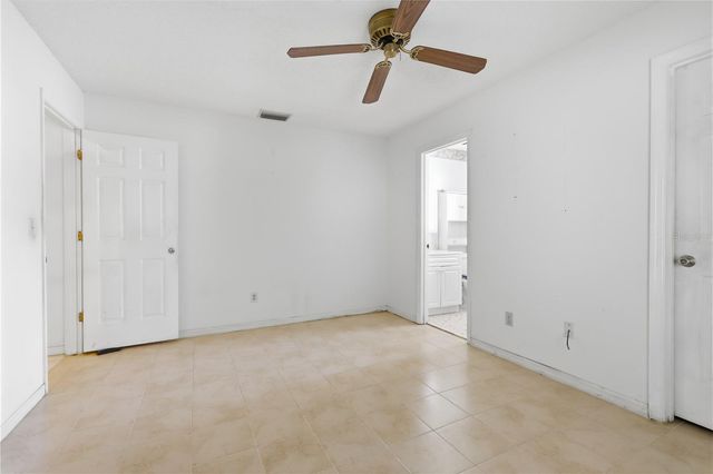 650 E VOORHIS AVENUE, Deland, FL 32724