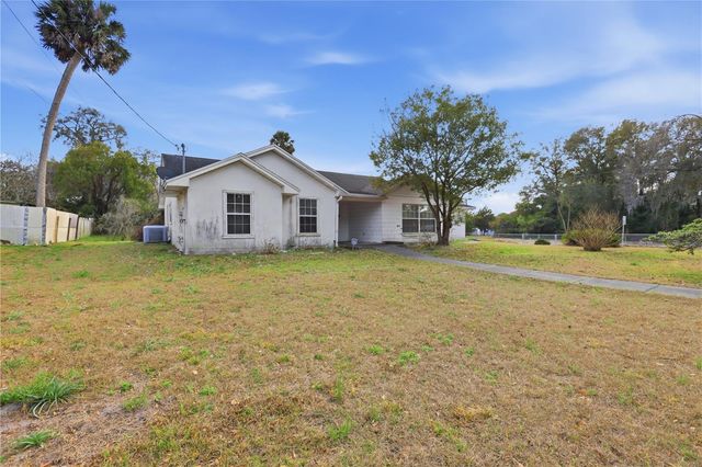 650 E VOORHIS AVENUE, Deland, FL 32724