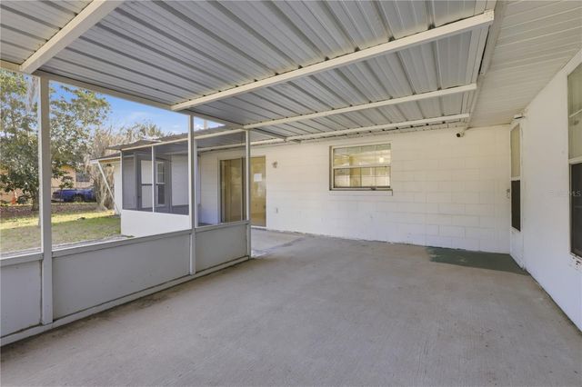 650 E VOORHIS AVENUE, Deland, FL 32724