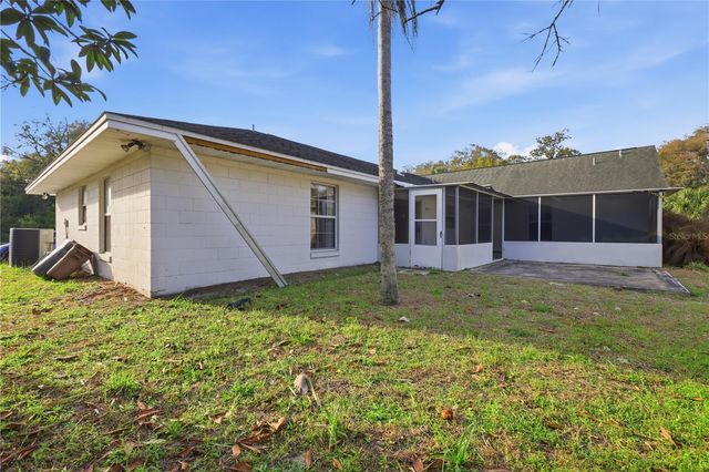 650 E VOORHIS AVENUE, Deland, FL 32724