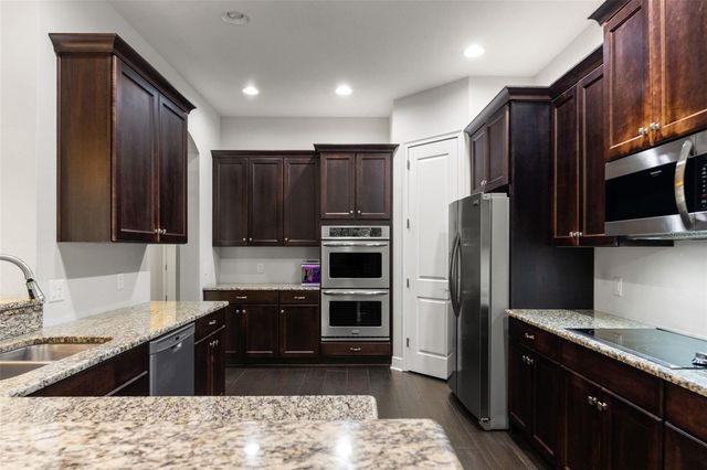 2112 CARROLL LANDING DRIVE, Tampa, FL 33612