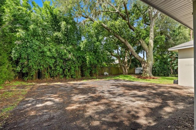 2112 CARROLL LANDING DRIVE, Tampa, FL 33612