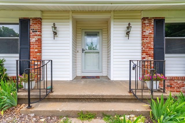 2319 MAGNOLIA CT, Columbia, MO 65202