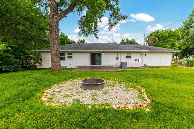 2319 MAGNOLIA CT, Columbia, MO 65202