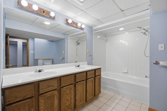 2319 MAGNOLIA CT, Columbia, MO 65202