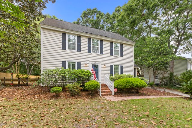 753 Milldenhall Road, Mount Pleasant, SC 29464