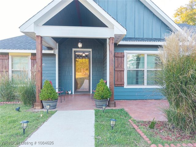 104178 S 4769 Road, Muldrow, OK 74948