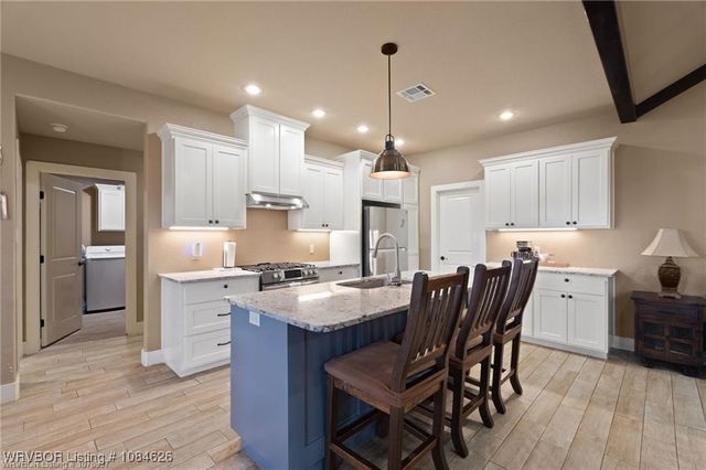 104178 S 4769 Road, Muldrow, OK 74948