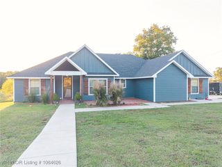 104178 S 4769 Road, Muldrow, OK 74948