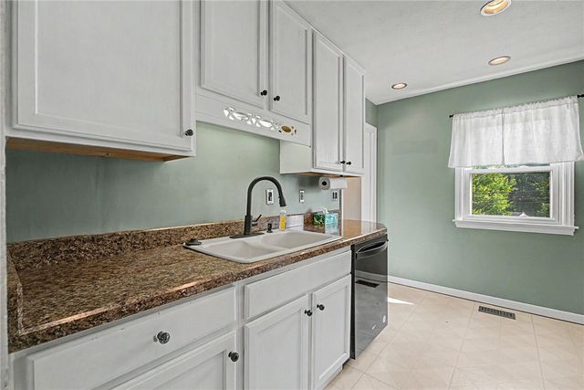650 S Elm Street, West Carrollton, OH 45449